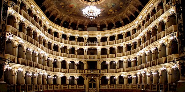 Teatro Comunale - Bologna